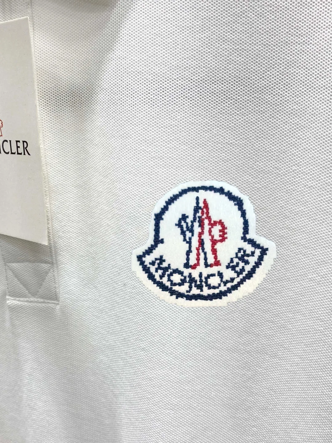 MONCLER/ SS Polo 。 T . . ! Piquet , “ ”。 . , , logo ， ， ， ， ， ， 。 Black/White/ Size：M~3XL